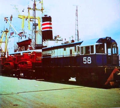 locomotora 58 at corinto Pier, Nicaragua