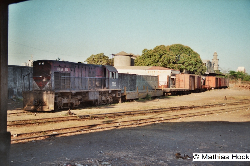 Nicaragua locomotive No.56 GE-U10B Dec 1993/jan 1994